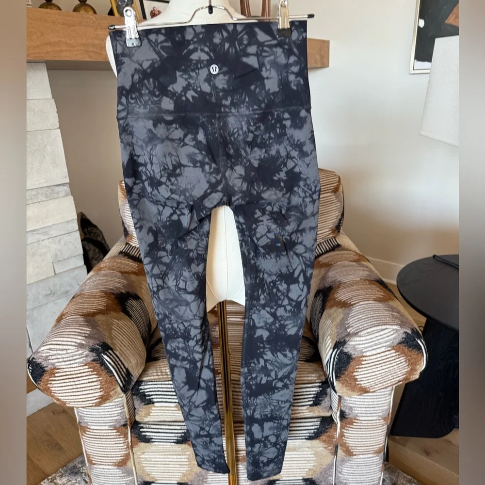 Lululemon Wunder Under Shibori Legging - Picture 5 of 8